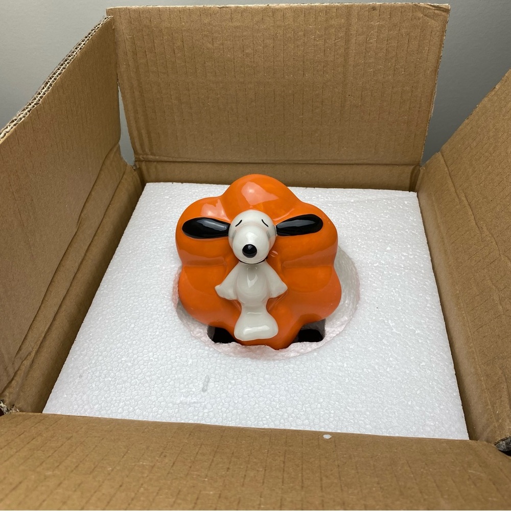 Rae Dunn SNOOPY’S SNACKS Pumpkin Canister, NIB - Picture 15 of 16